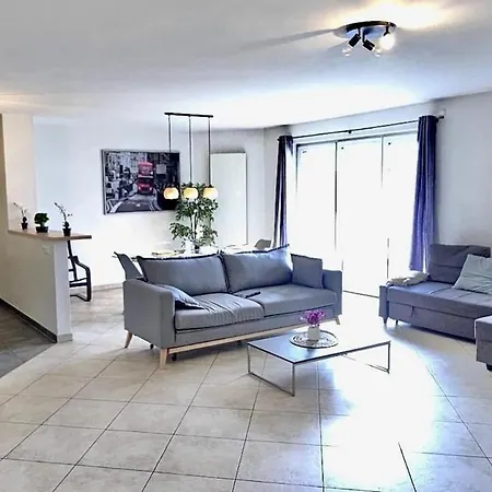Chic Retreat 2br Near Station With Parking-2a Appartement *